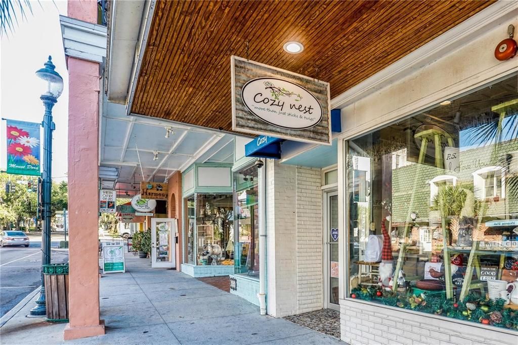 For Sale: $535,000 (3 beds, 2 baths, 2018 Square Feet)