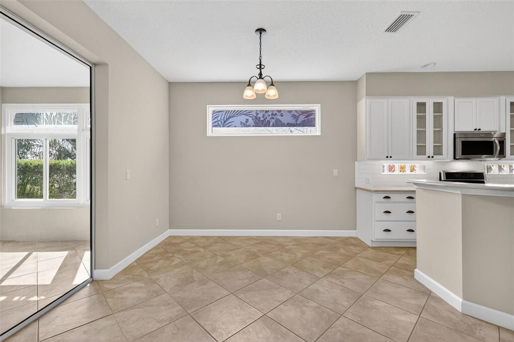 For Sale: $535,000 (3 beds, 2 baths, 2018 Square Feet)