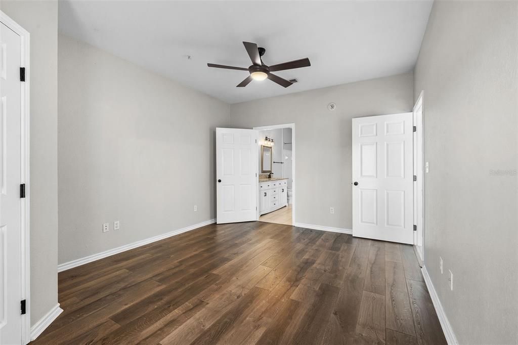 En Venta: $185,500 (1 camas, 1 baños, 890 Pies cuadrados)