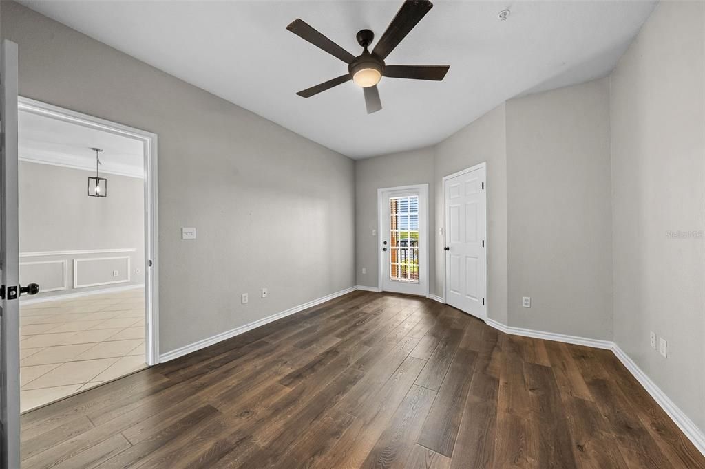 En Venta: $185,500 (1 camas, 1 baños, 890 Pies cuadrados)