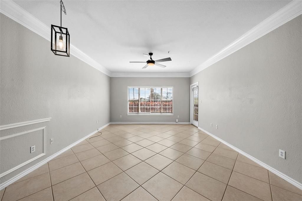 En Venta: $185,500 (1 camas, 1 baños, 890 Pies cuadrados)