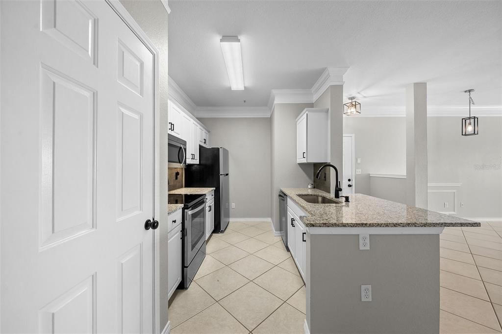 En Venta: $185,500 (1 camas, 1 baños, 890 Pies cuadrados)