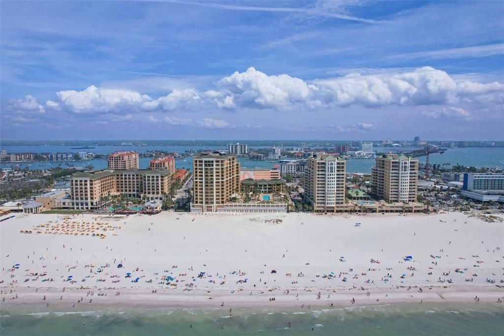 En Renta: $6,950 (2 camas, 2 baños, 1405 Pies cuadrados)