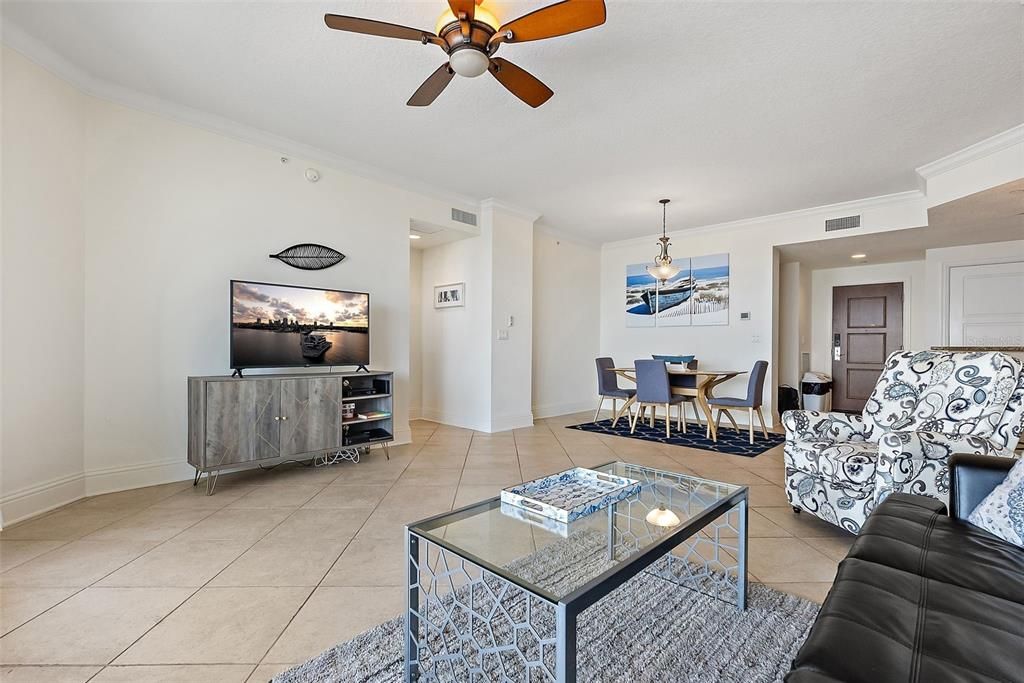 En Renta: $6,950 (2 camas, 2 baños, 1405 Pies cuadrados)