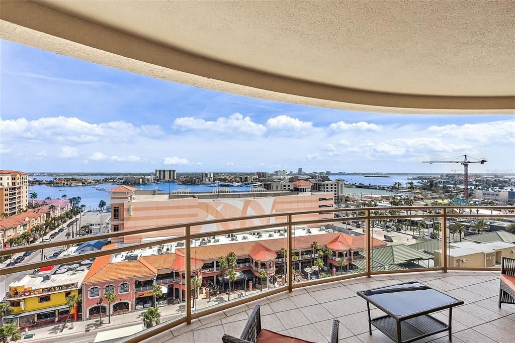 En Renta: $6,950 (2 camas, 2 baños, 1405 Pies cuadrados)