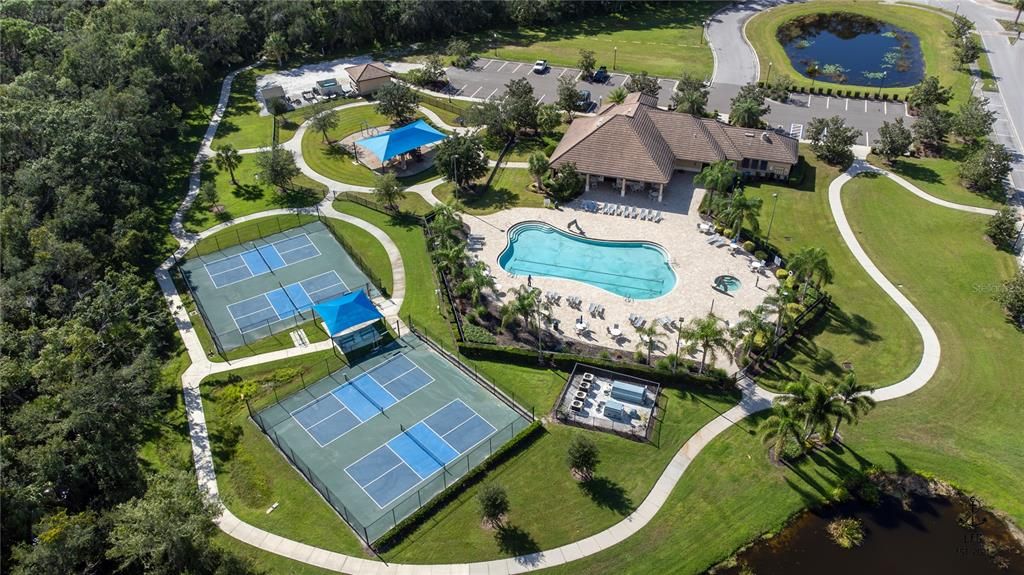 For Sale: $789,000 (4 beds, 3 baths, 2402 Square Feet)