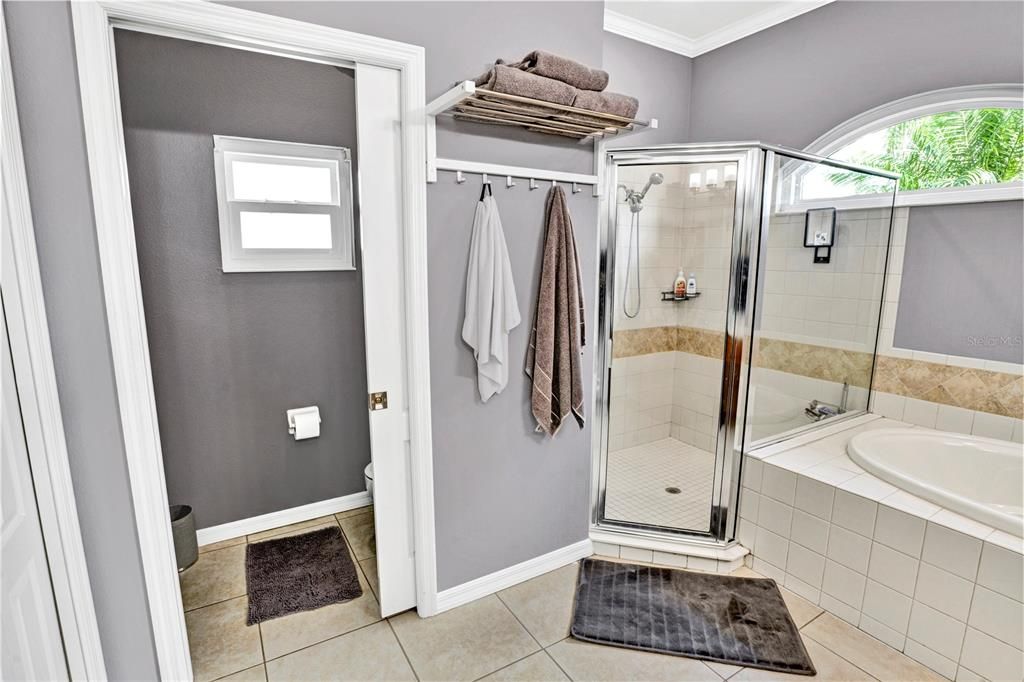 For Sale: $789,000 (4 beds, 3 baths, 2402 Square Feet)