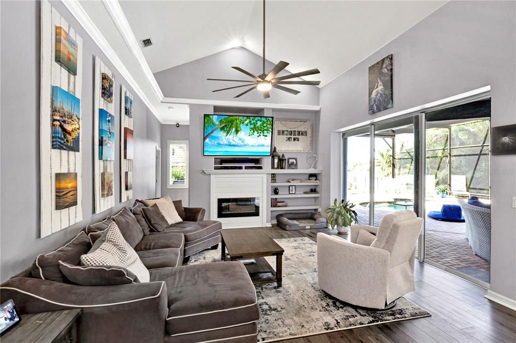 For Sale: $789,000 (4 beds, 3 baths, 2402 Square Feet)