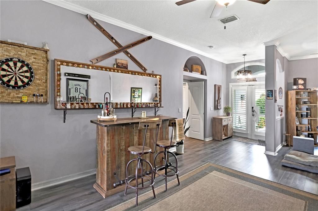 For Sale: $789,000 (4 beds, 3 baths, 2402 Square Feet)