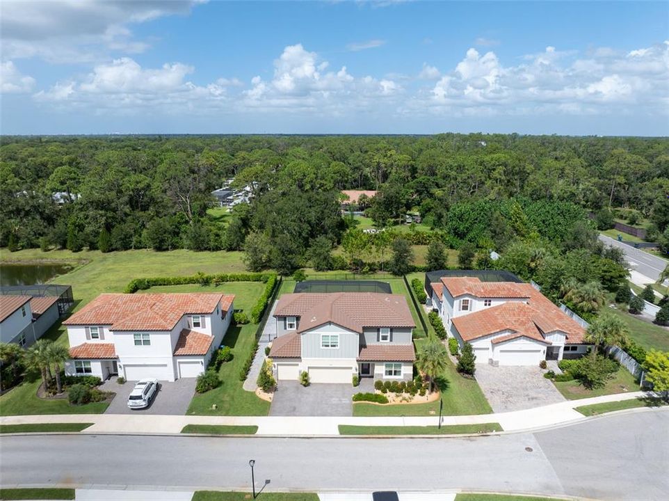 合同活跃: $995,000 (5 贝兹, 4 浴室, 3807 平方英尺)