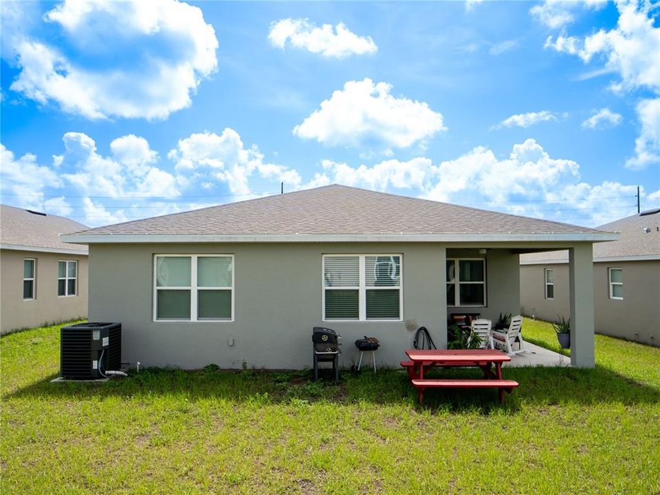 待售: $320,000 (3 贝兹, 2 浴室, 1702 平方英尺)