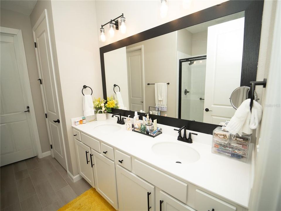 待售: $320,000 (3 贝兹, 2 浴室, 1702 平方英尺)