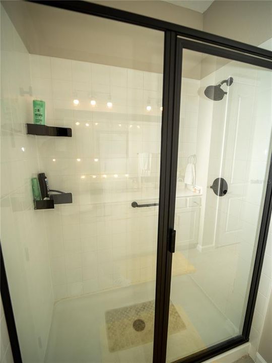 待售: $320,000 (3 贝兹, 2 浴室, 1702 平方英尺)