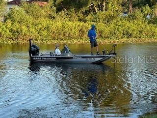 Active With Contract: $299,999 (2 beds, 2 baths, 1288 Square Feet)