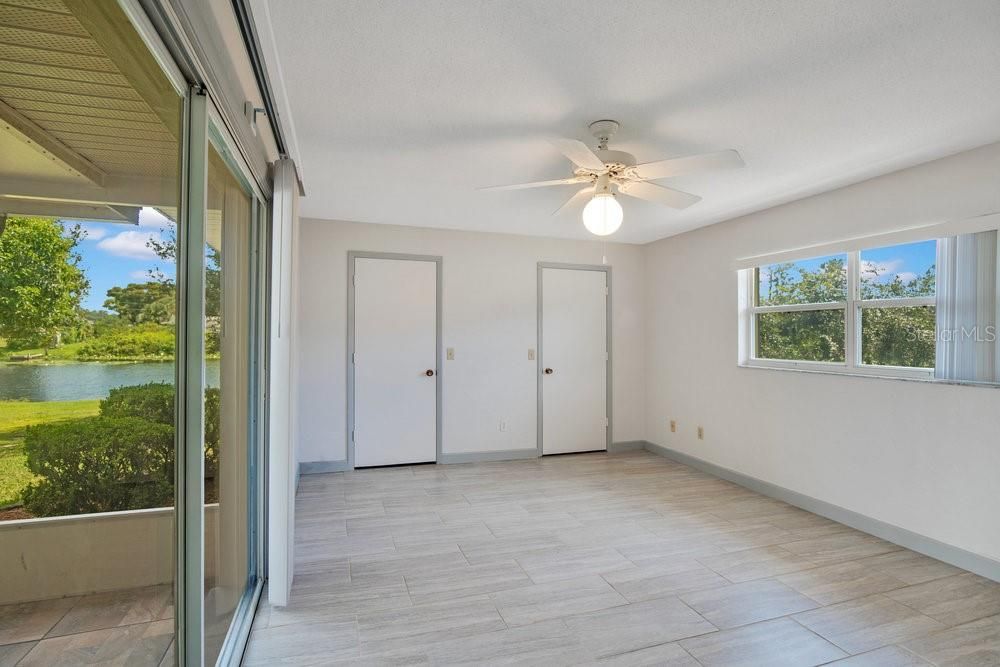 Active With Contract: $299,999 (2 beds, 2 baths, 1288 Square Feet)