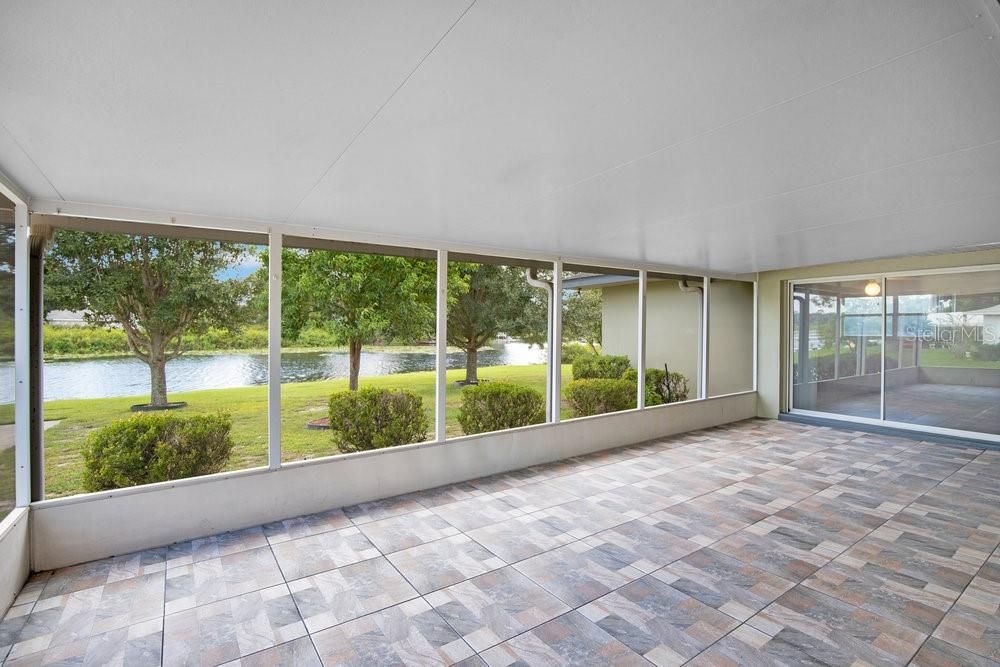 Active With Contract: $299,999 (2 beds, 2 baths, 1288 Square Feet)