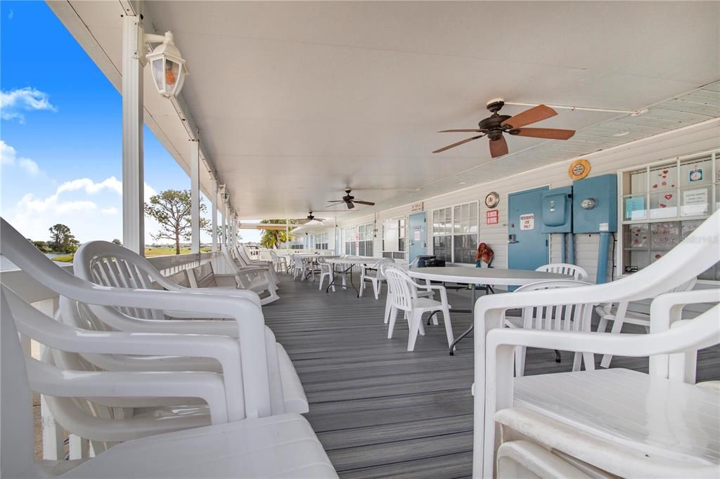 For Sale: $139,000 (1 beds, 1 baths, 499 Square Feet)