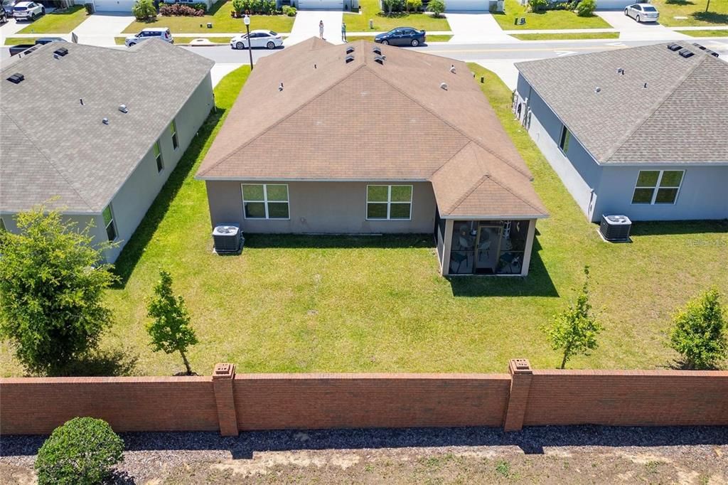 Active With Contract: $2,050 (3 beds, 2 baths, 1736 Square Feet)