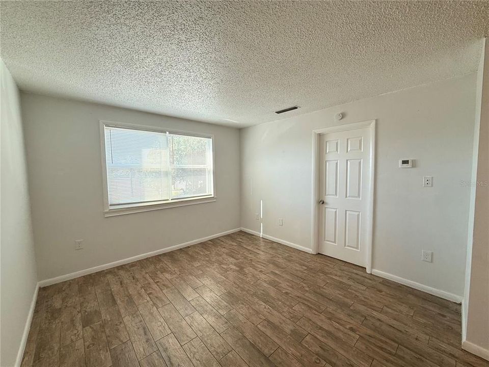 В аренду: $1,200 (1 спален, 1 ванн, 525 Квадратных фут)