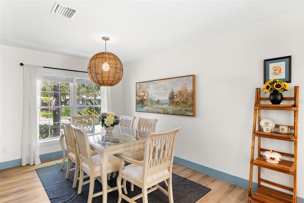 For Sale: $1,179,999 (4 beds, 3 baths, 1869 Square Feet)