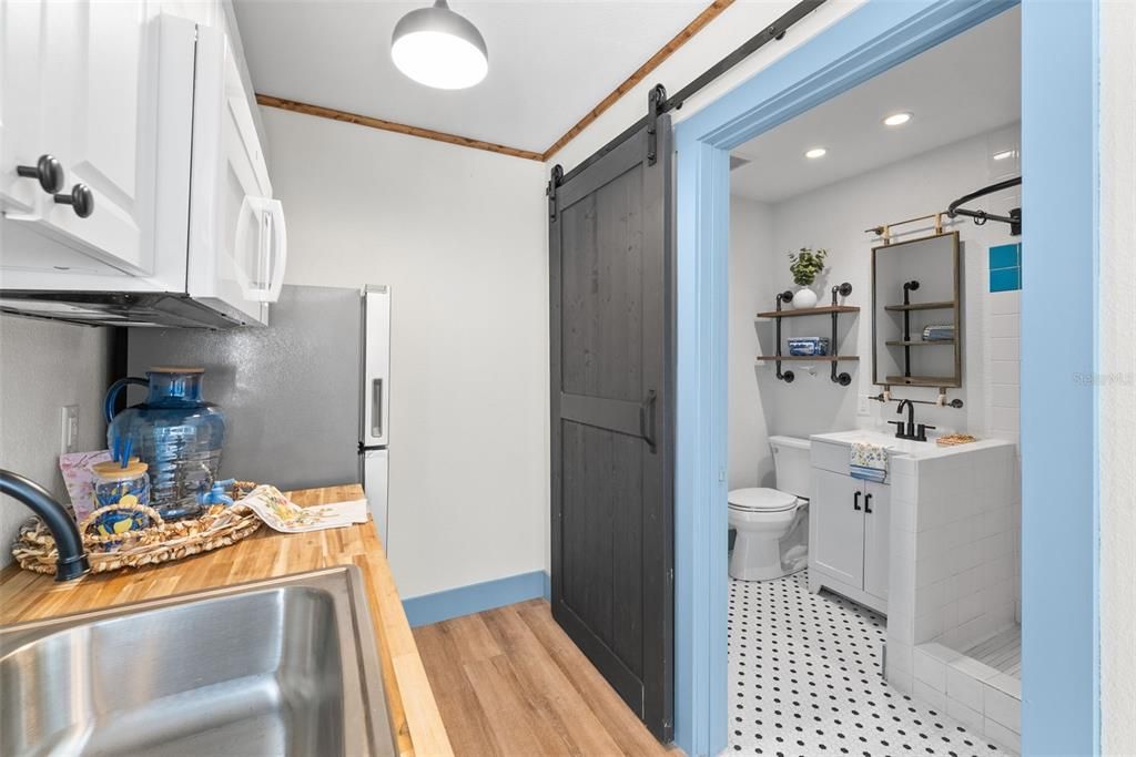 For Sale: $1,179,999 (4 beds, 3 baths, 1869 Square Feet)