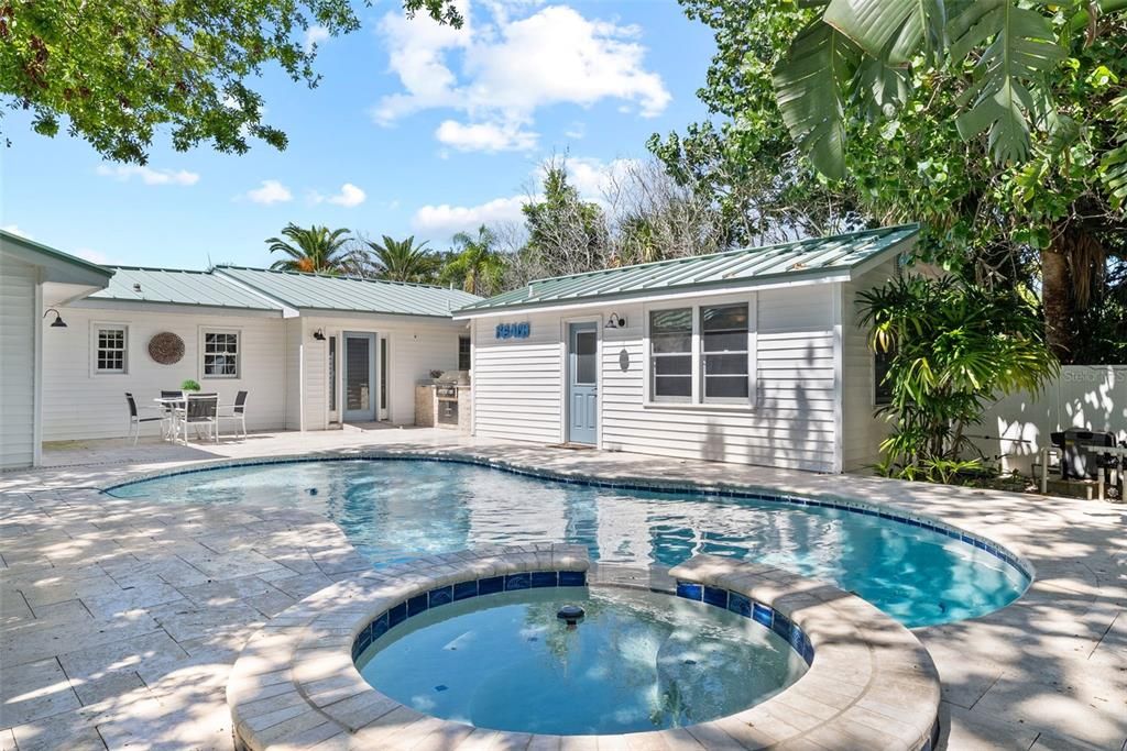 For Sale: $1,179,999 (4 beds, 3 baths, 1869 Square Feet)