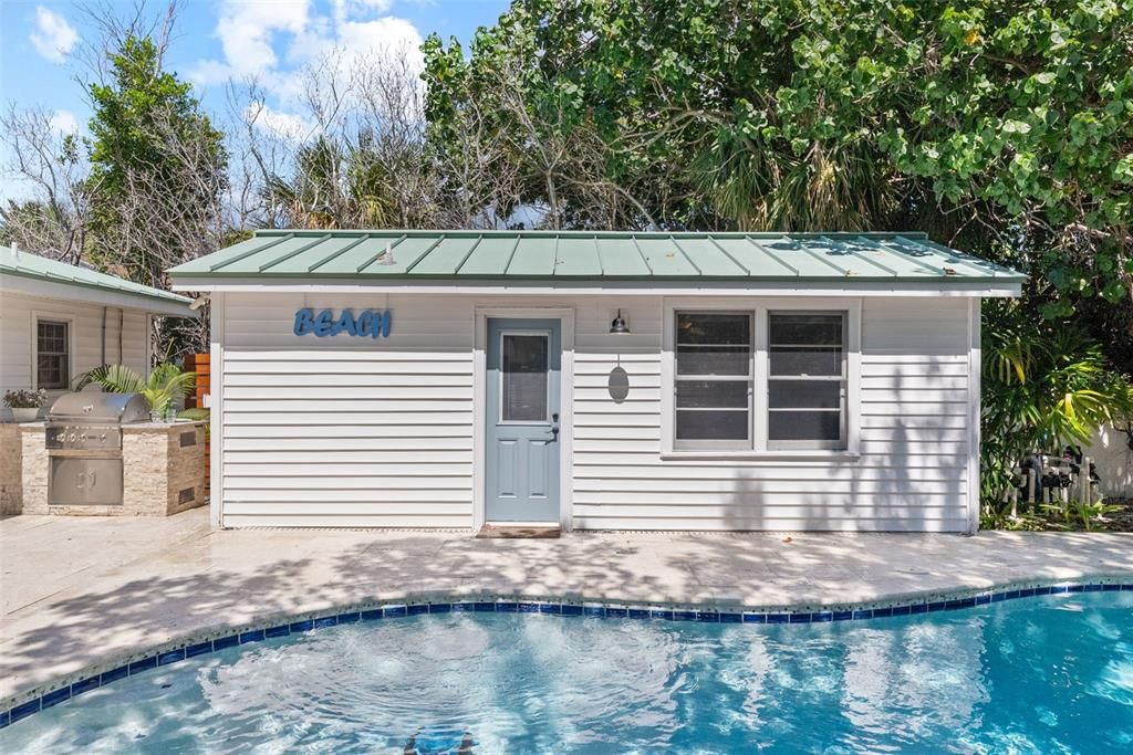 For Sale: $1,179,999 (4 beds, 3 baths, 1869 Square Feet)