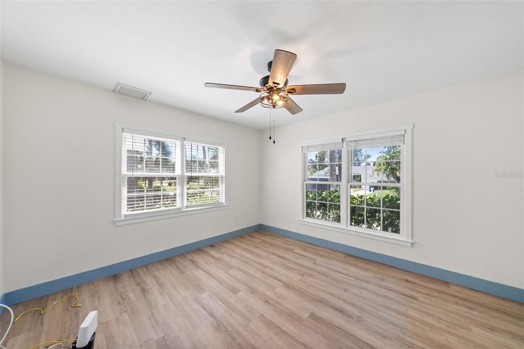 For Sale: $1,179,999 (4 beds, 3 baths, 1869 Square Feet)