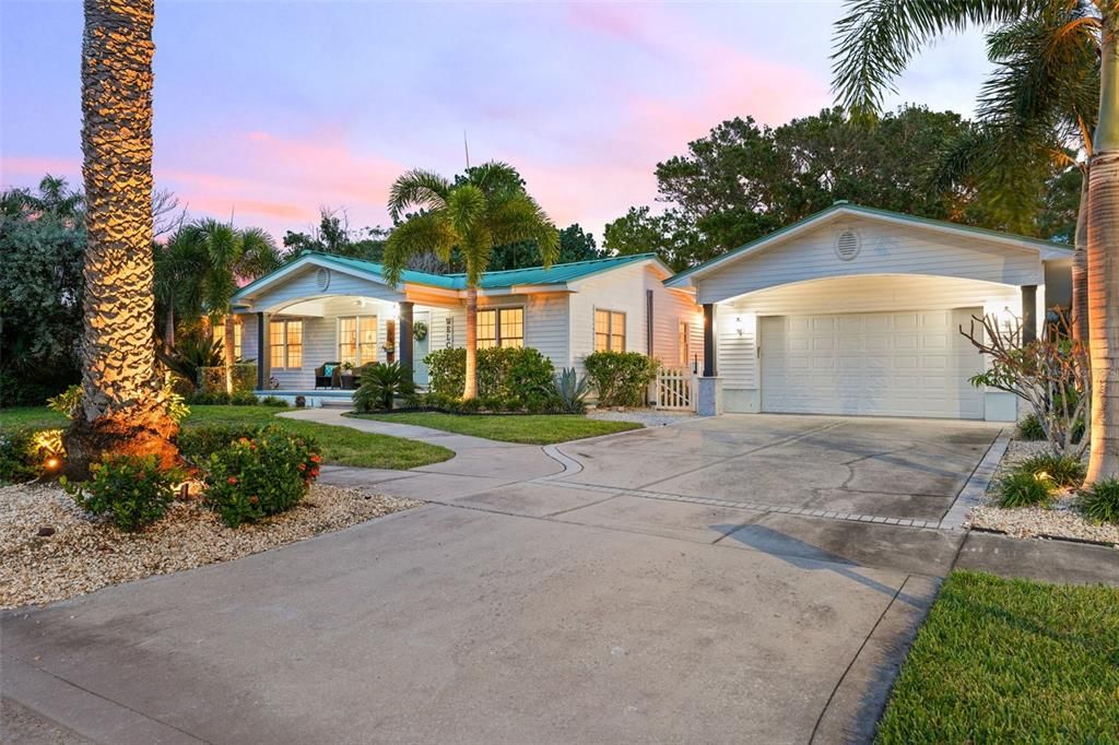 For Sale: $1,179,999 (4 beds, 3 baths, 1869 Square Feet)