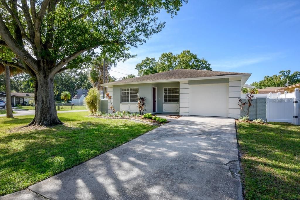 Vendido Recientemente: $424,900 (3 camas, 2 baños, 1144 Pies cuadrados)