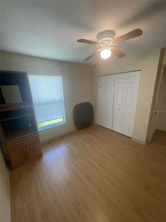 For Sale: $205,000 (3 beds, 2 baths, 1131 Square Feet)