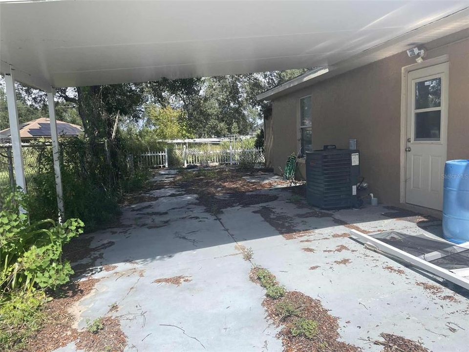 For Sale: $205,000 (3 beds, 2 baths, 1131 Square Feet)
