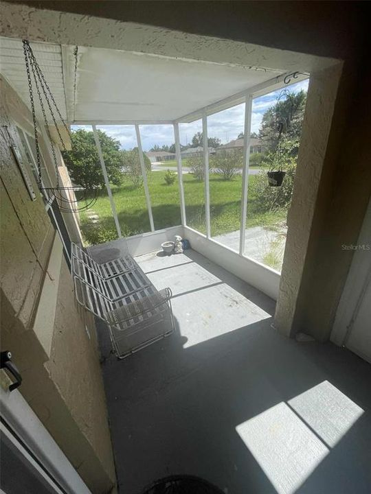 For Sale: $205,000 (3 beds, 2 baths, 1131 Square Feet)