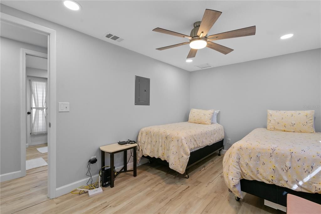 For Sale: $799,000 (3 beds, 2 baths, 1160 Square Feet)