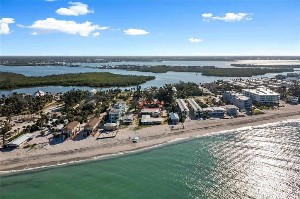 For Sale: $799,000 (3 beds, 2 baths, 1160 Square Feet)