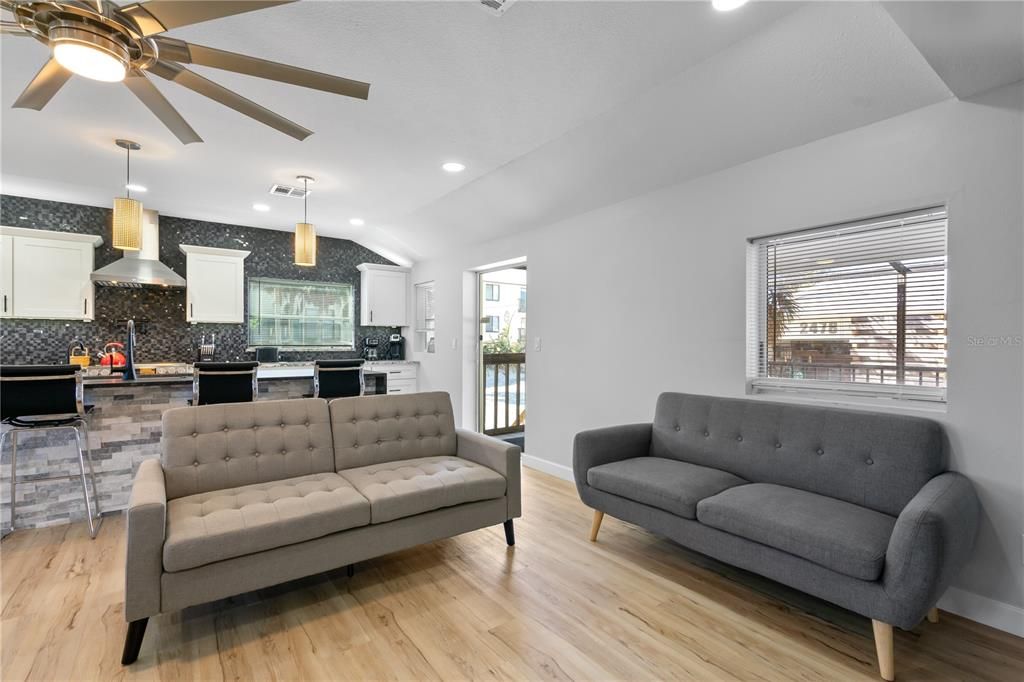 For Sale: $799,000 (3 beds, 2 baths, 1160 Square Feet)