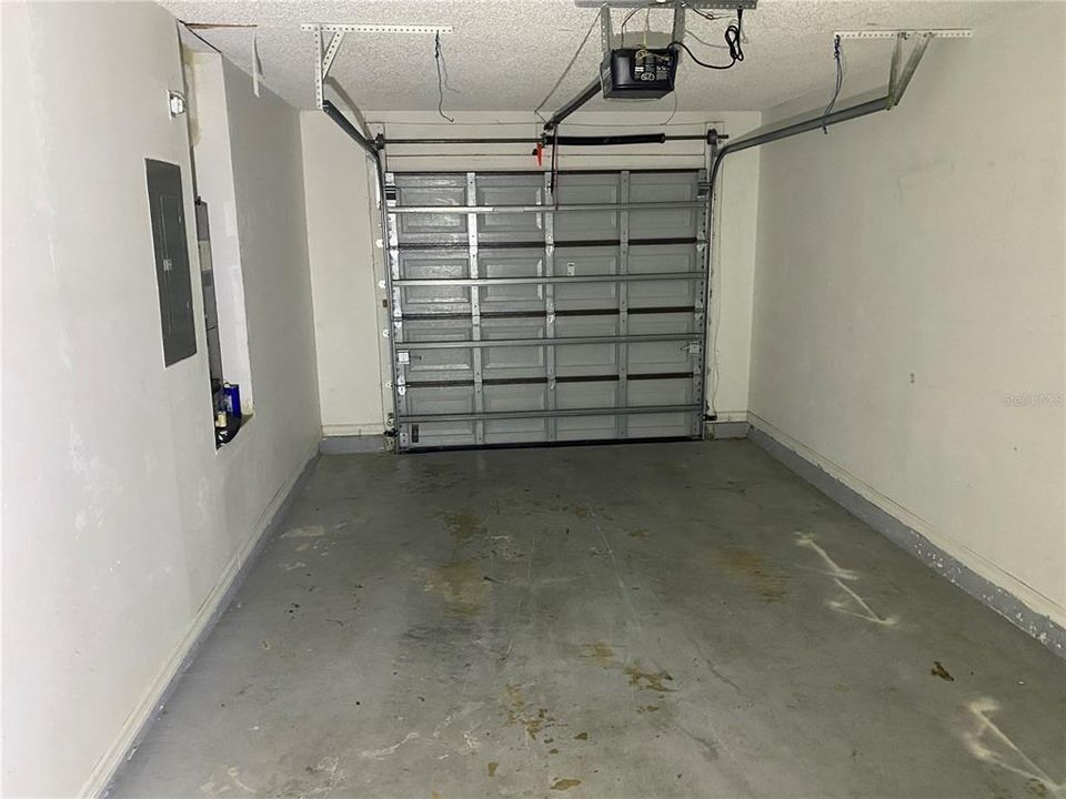 出租: $1,475 (2 贝兹, 1 浴室, 981 平方英尺)