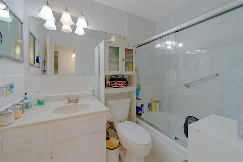 En Venta: $105,000 (2 camas, 2 baños, 810 Pies cuadrados)