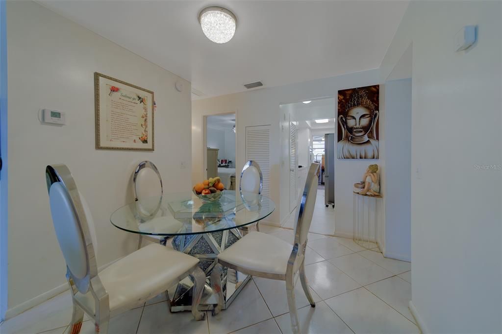 En Venta: $105,000 (2 camas, 2 baños, 810 Pies cuadrados)