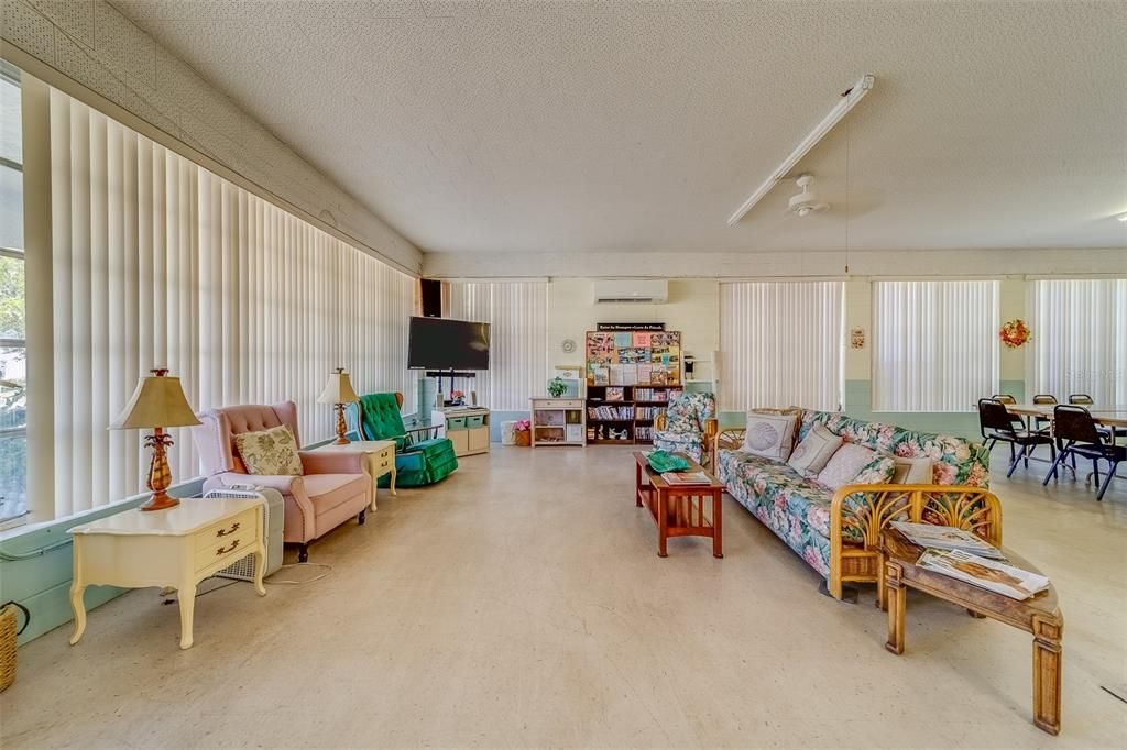 En Venta: $105,000 (2 camas, 2 baños, 810 Pies cuadrados)