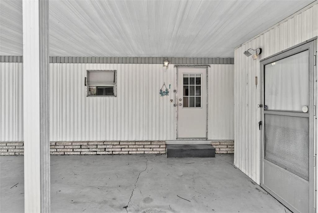 На продажу: $113,000 (2 спален, 2 ванн, 1056 Квадратных фут)