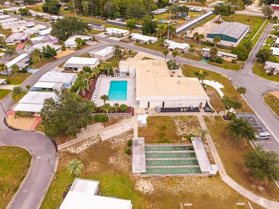 На продажу: $113,000 (2 спален, 2 ванн, 1056 Квадратных фут)