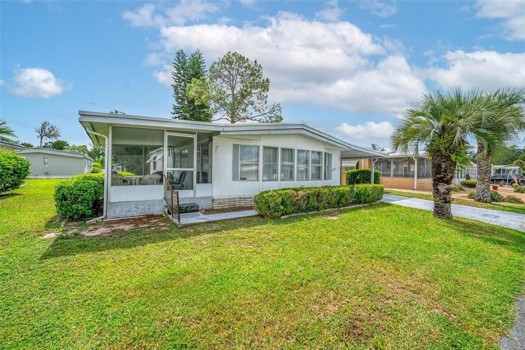 На продажу: $113,000 (2 спален, 2 ванн, 1056 Квадратных фут)