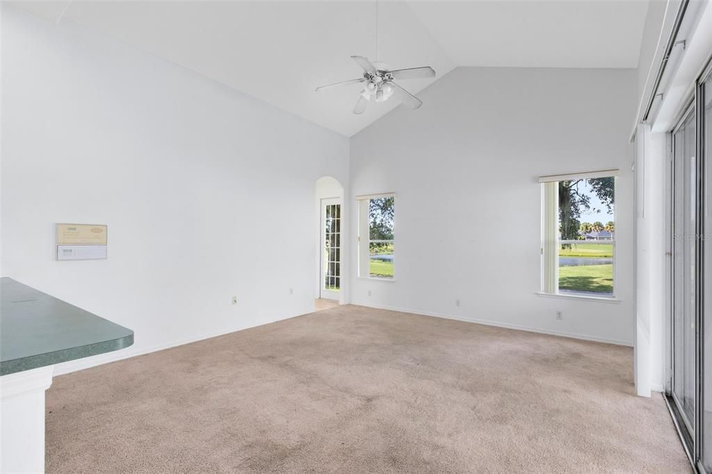 待售: $549,900 (5 贝兹, 3 浴室, 3009 平方英尺)