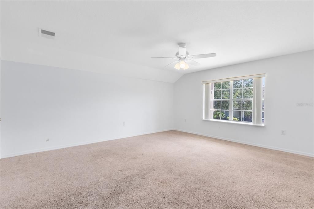 待售: $549,900 (5 贝兹, 3 浴室, 3009 平方英尺)