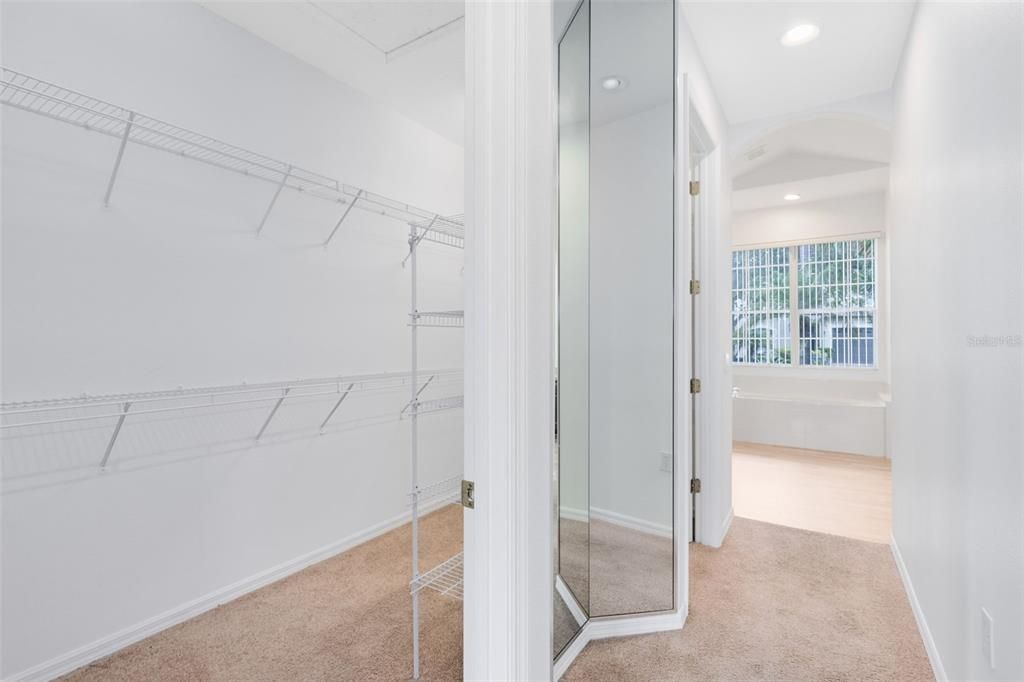 待售: $549,900 (5 贝兹, 3 浴室, 3009 平方英尺)