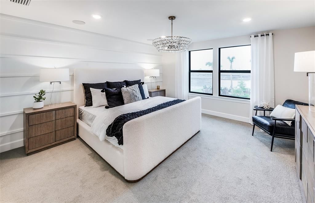 Activo con contrato: $690,085 (5 camas, 3 baños, 2615 Pies cuadrados)