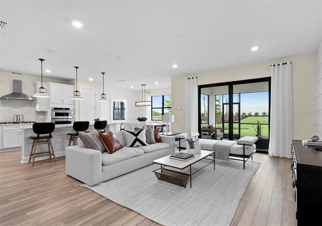 Activo con contrato: $690,085 (5 camas, 3 baños, 2615 Pies cuadrados)