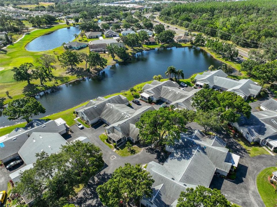 合同活跃: $2,000 (2 贝兹, 2 浴室, 1304 平方英尺)