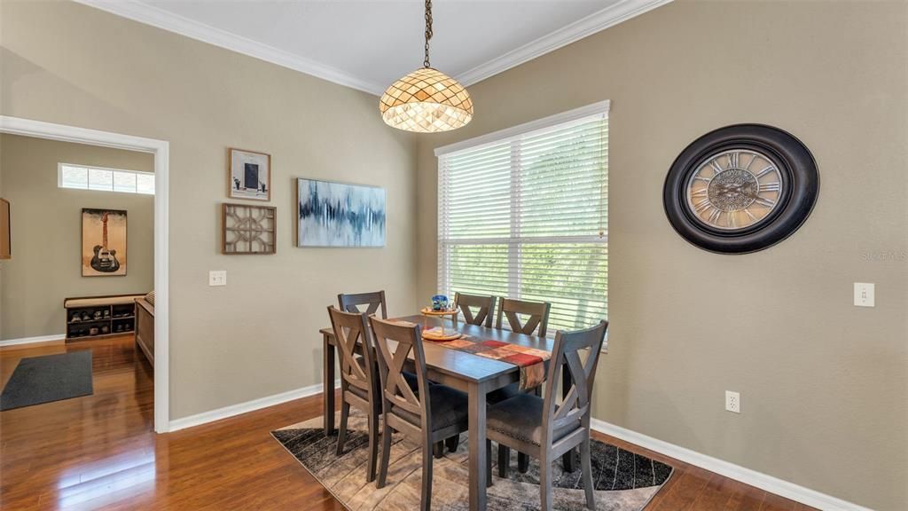 En Venta: $324,999 (3 camas, 2 baños, 1558 Pies cuadrados)